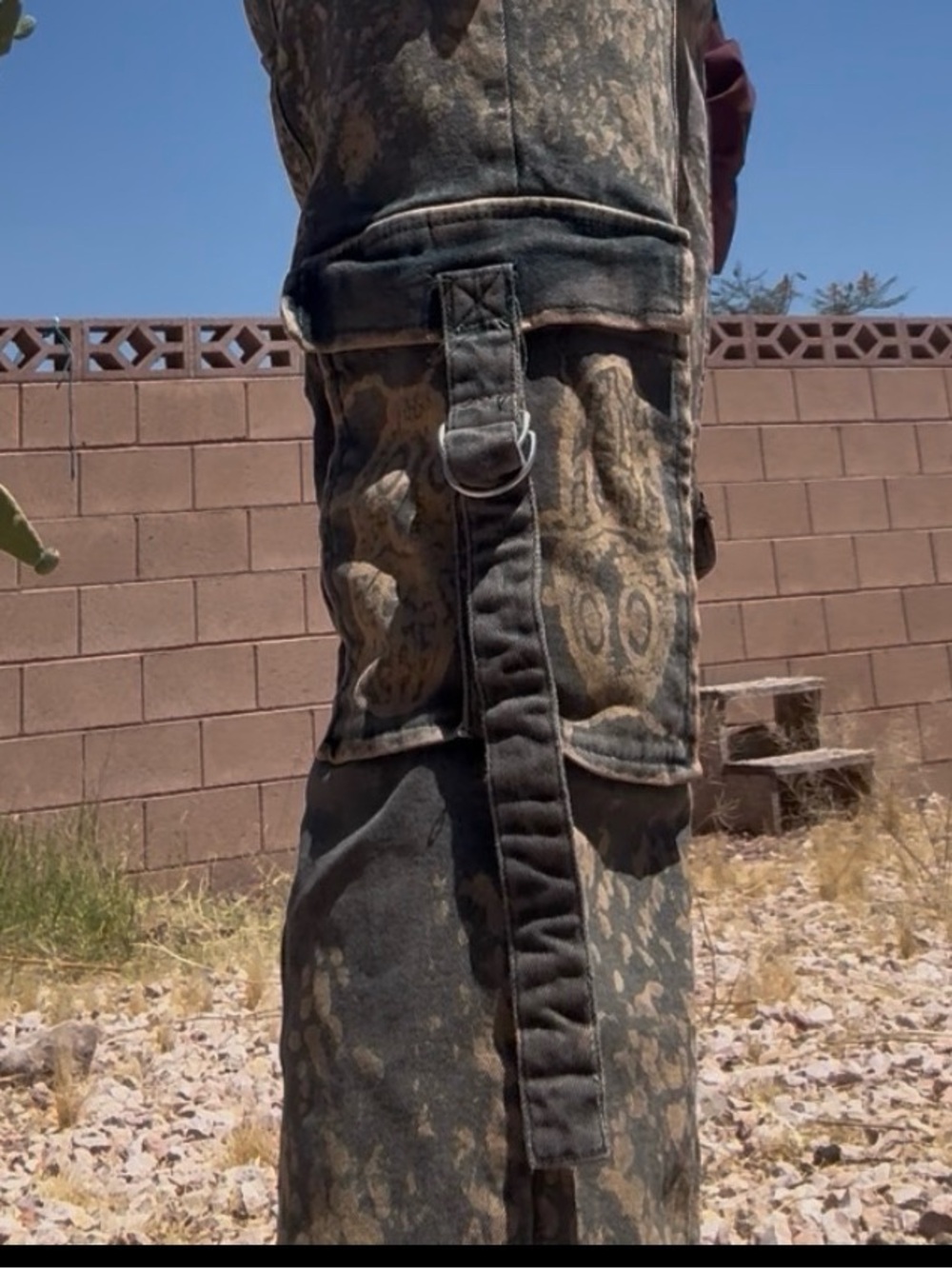 Hand painted mid rise bootcut jeans inspired by the eastern eyed click beetle!!! - Picture 10 of 12